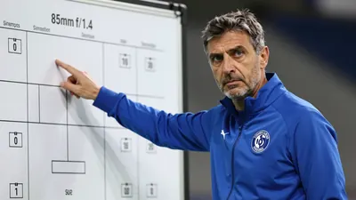 Zvonimir Boban razgovarao je s novinarima o dugoročnoj strategiji razvoja igrača u Dinamu, naglašavajući važnost...