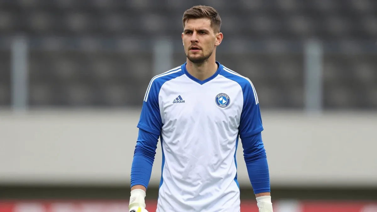 Dinamo bliži potpisivanju golmana Kotarskog
