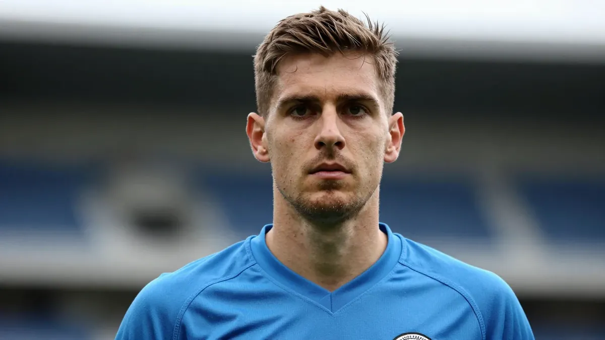 GNK Dinamo Zagreb službeno je predstavio vratara Dominika Kotarskog i dogovorio povratak Luke Ivanušeca, jačajući momčad...