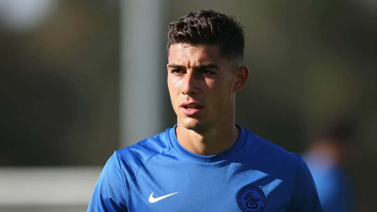 Osamnaestogodišnji napadač Fran Topić dobio je poruku da nađe novi klub, a Sampdoria iz Serie B vodi u potpisima za...