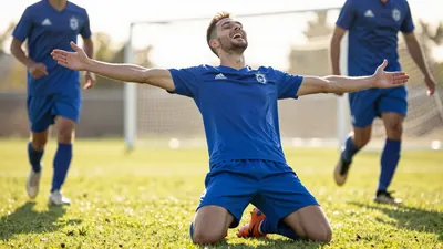 GNK Dinamo Zagreb odigrao je prijateljsku utakmicu protiv drugoligaša Segeste u povodu njezina 120